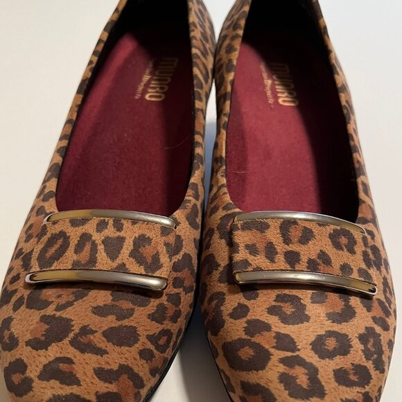 Munro NWOT Mara Leopard Print Suede Slip-On Pumps 9W (D) - Picture 8 of 9